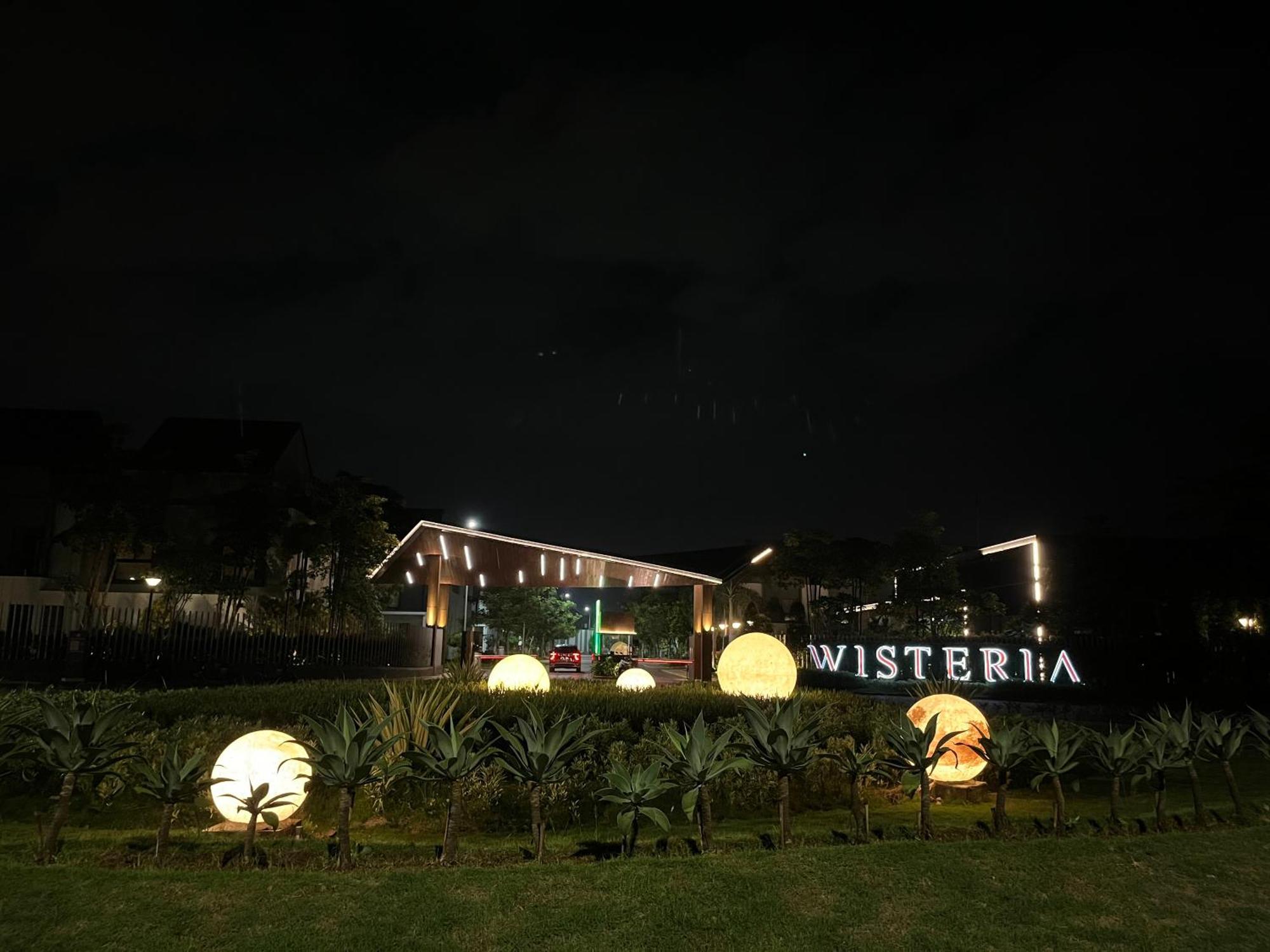 2 Floor Cozy House In Wisteria Jakarta Garden City Exterior photo